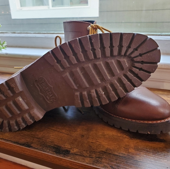 Thursday Captain Boots - Picture 3 of 3